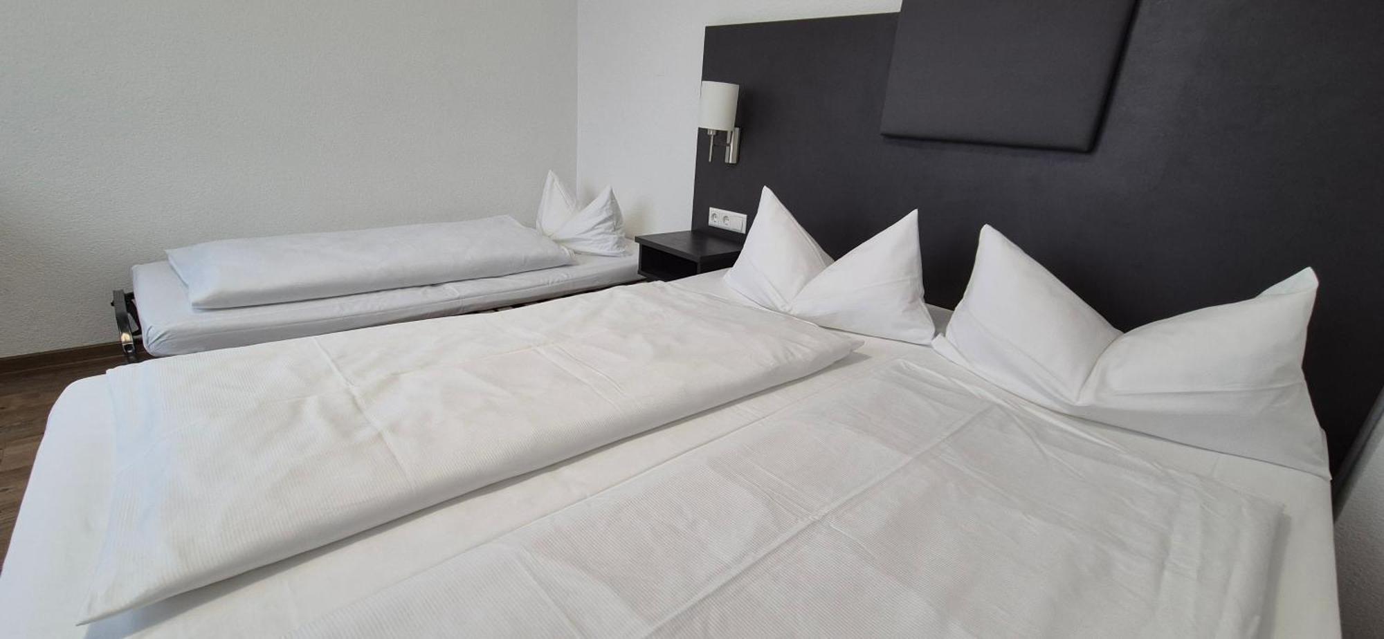 Melvi Hotel Göppingen Eksteriør billede