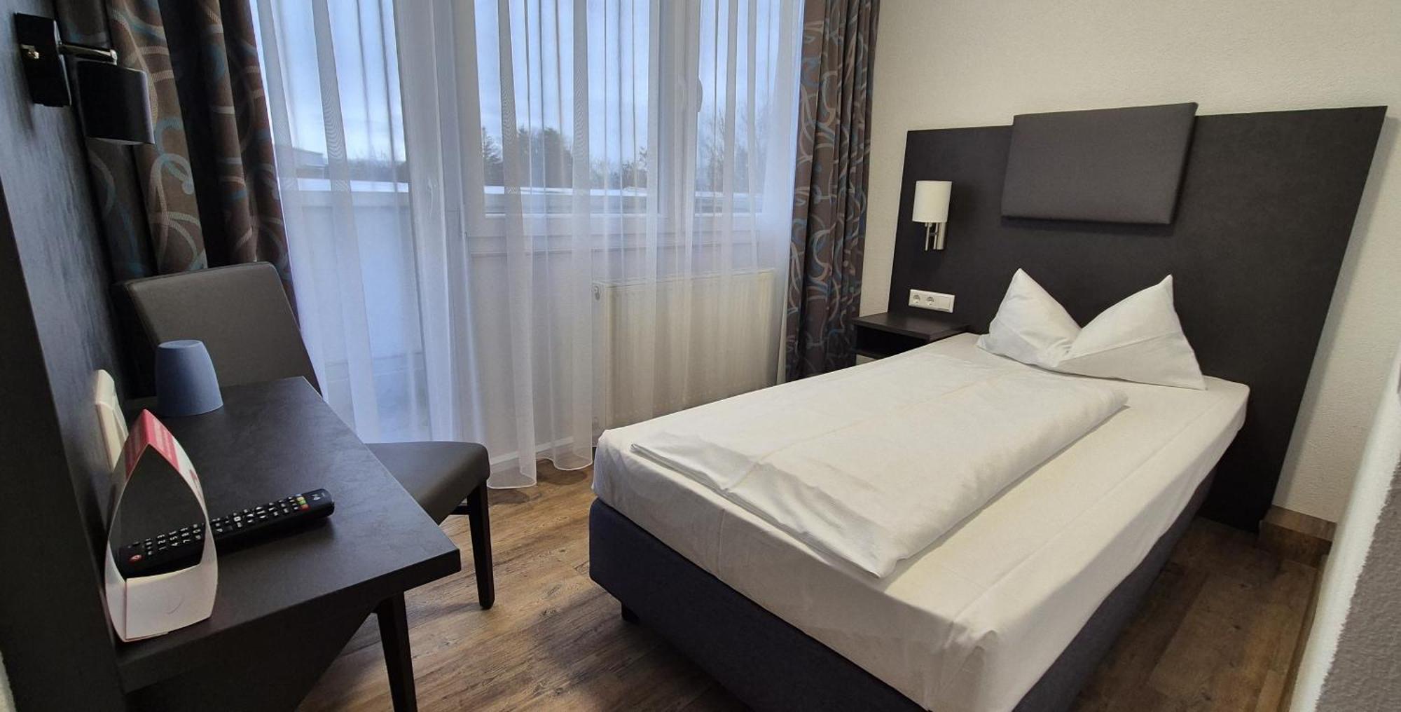 Melvi Hotel Göppingen Eksteriør billede