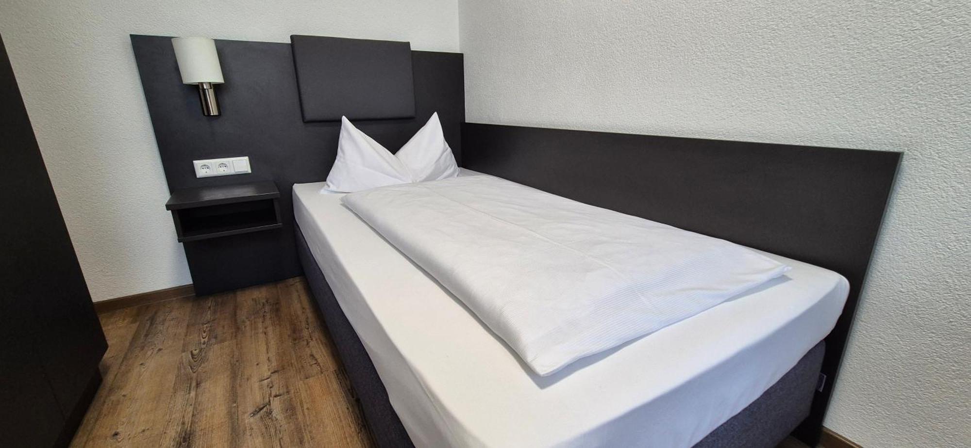 Melvi Hotel Göppingen Eksteriør billede