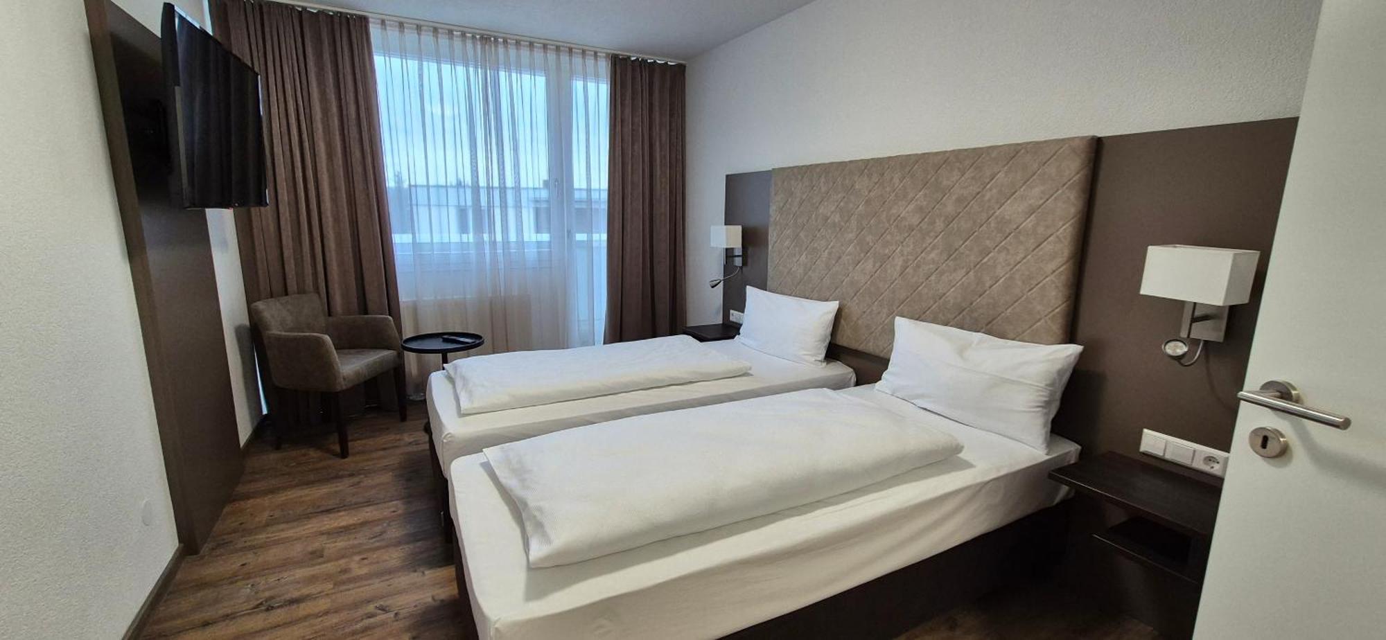 Melvi Hotel Göppingen Eksteriør billede