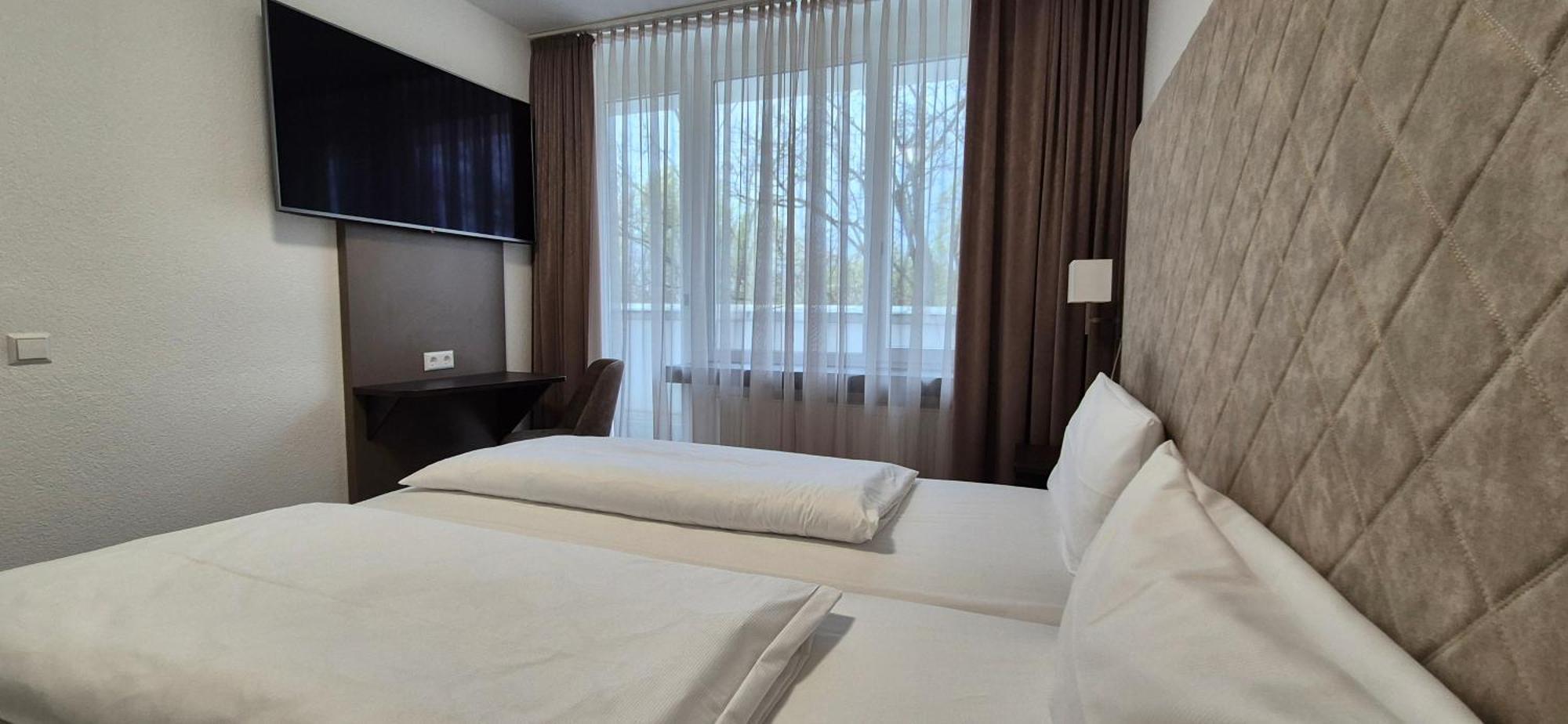 Melvi Hotel Göppingen Eksteriør billede